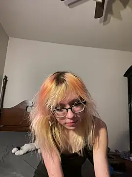 simplyobsessedwher online show from July 1, 2026, 6:14 am