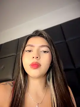 LolliePopsXXX online show from May 13, 2026, 12:56 pm