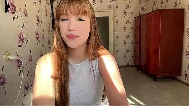 Snapshot of AnnaWasp chatting on June 18, 2026, 5:50 am AnnaWasp online show from June 18, 2026, 5:50 am