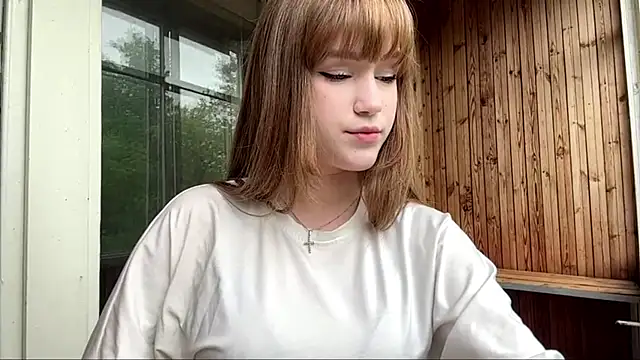 Snapshot of AnnaWasp chatting on May 9, 2026, 5:22 am AnnaWasp online show from May 9, 2026, 5:22 am