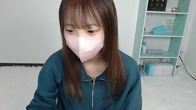 mayu nyann online show from April 13, 2026, 9:13 am