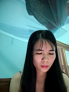 Geelio-playsx24 online show from May 2, 2026, 1:44 am