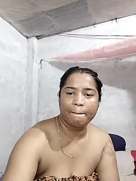 prianka32 online show from March 16, 2026, 8:07 am