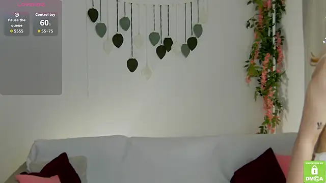 Rachel lips online show from April 21, 2026, 9:05 am