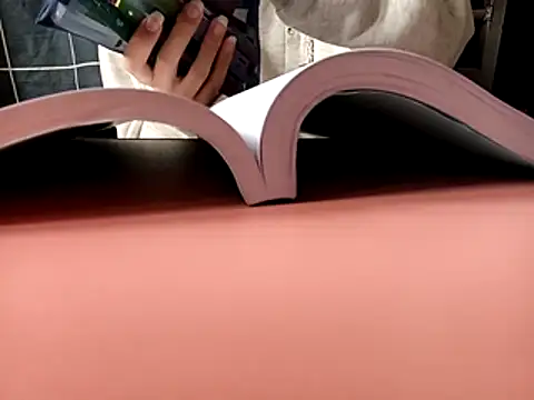 Kaixjn online show from March 12, 2026, 6:06 am