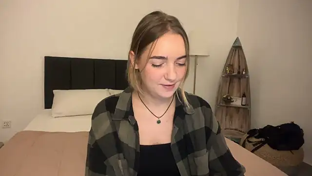 RoxyWet online show from April 1, 2026, 1:41 pm