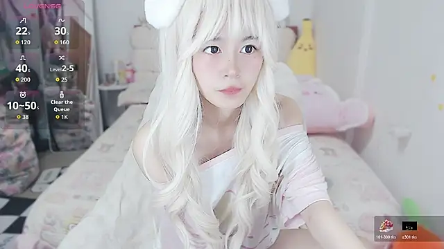 Snapshot of Rabbit1320 chatting on March 17, 2026, 8:17 am Rabbit1320 online show from March 17, 2026, 8:17 am