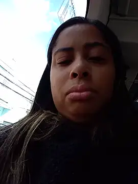 gatinha20257 online show from May 31, 2026, 3:07 pm