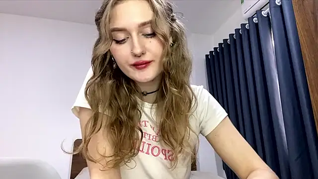 JanesSpace online show from April 17, 2026, 11:07 pm