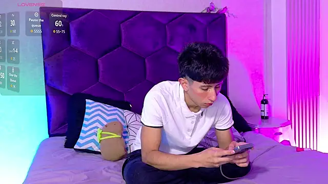 AndyJustgame  online show from April 18, 2026, 5:10 am