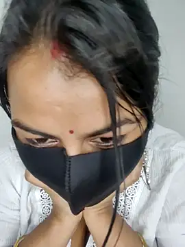 hot8178 online show from April 4, 2026, 8:26 pm