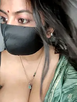 hot8178 online show from April 23, 2026, 5:47 pm