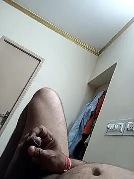 Snapshot of HotBoy9305 chatting on March 15, 2026, 1:29 pm HotBoy9305 online show from March 15, 2026, 1:29 pm