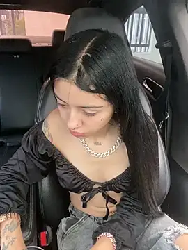 afrodita pinkk online show from March 19, 2026, 3:45 pm