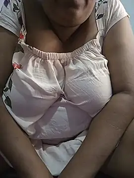 Snapshot of anjupere chatting on July 7, 2026, 11:47 am anjupere online show from July 7, 2026, 11:47 am