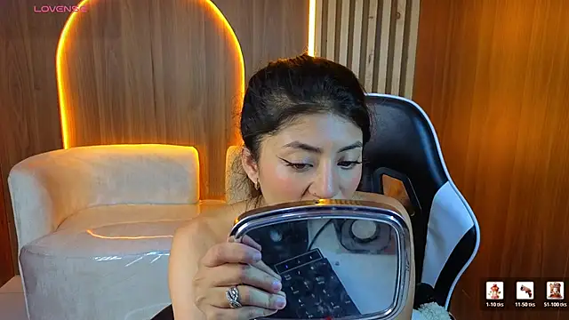 Lia queen tx online show from July 30, 2026, 3:16 am