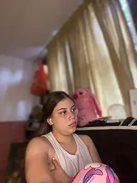 Snapshot of Amber_Blesssed chatting on March 27, 2026, 10:33 pm Amber Blesssed online show from March 27, 2026, 10:33 pm