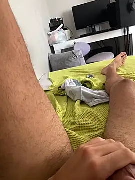 hardboii00 online show from July 22, 2026, 8:27 am