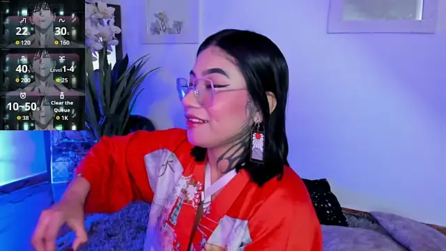 Dimitra hells online show from April 4, 2026, 8:59 pm