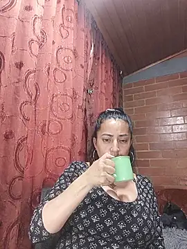 Snapshot of Alexandrina chatting on February 11, 2026, 9:58 pm Alexandrina online show from February 11, 2026, 9:58 pm