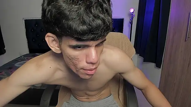 Josy 11 online show from April 23, 2026, 2:18 am