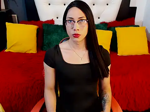Snapshot of alise_capell chatting on May 12, 2026, 4:57 pm alise capell online show from May 12, 2026, 4:57 pm