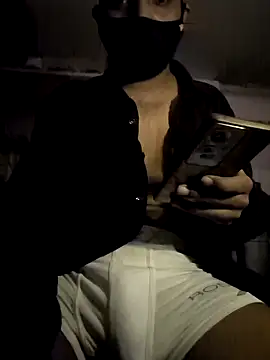 Snapshot of kaamdev111 chatting on March 15, 2026, 2:02 pm kaamdev111 online show from March 15, 2026, 2:02 pm