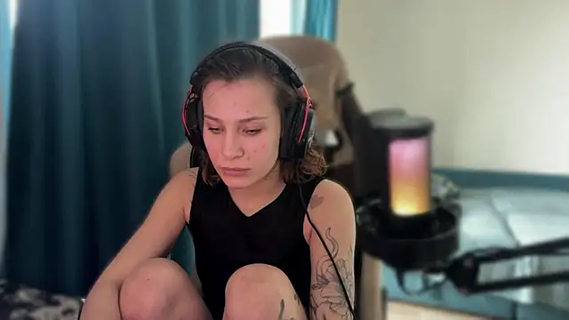 AlbyDengrov online show from March 13, 2026, 11:32 pm