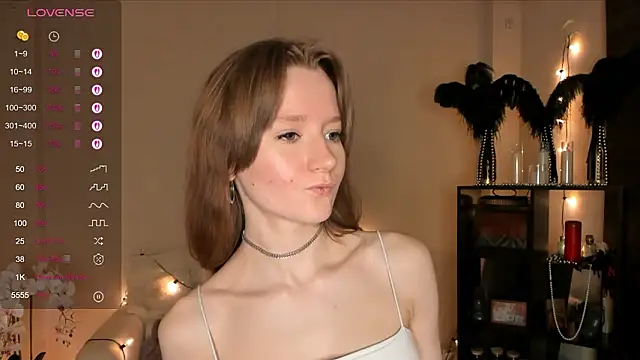 MalloryGray online show from March 28, 2026, 3:02 pm