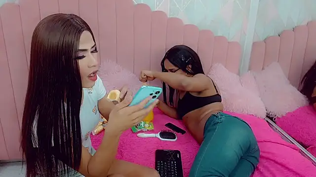 Snapshot of bri_ari_sex chatting on March 16, 2026, 4:21 pm bri ari sex online show from March 16, 2026, 4:21 pm