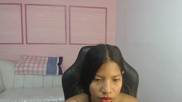 emily smith t online show from March 19, 2026, 7:36 pm