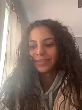 karlatiburcio online show from April 30, 2026, 8:57 pm