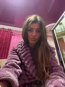 GlamXX online show from March 16, 2026, 9:28 pm