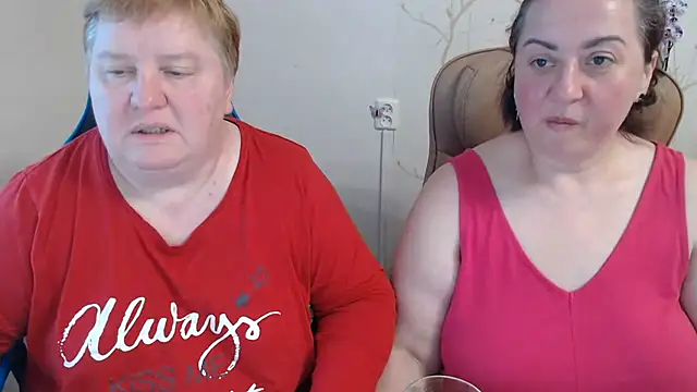 Snapshot of Lindy-Jeanie chatting on May 29, 2026, 5:19 pm Lindy-Jeanie online show from May 29, 2026, 5:19 pm