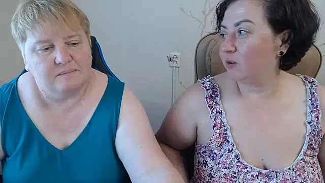 Lindy-Jeanie online show from July 4, 2026, 4:33 pm