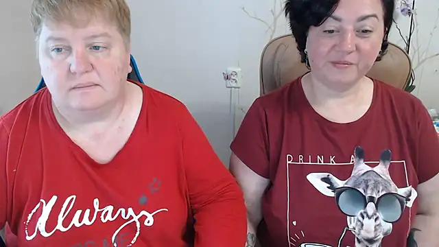 Snapshot of Lindy-Jeanie chatting on June 12, 2026, 8:34 am Lindy-Jeanie online show from June 12, 2026, 8:34 am