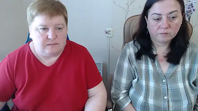 Snapshot of Lindy-Jeanie chatting on May 5, 2026, 8:06 am Lindy-Jeanie online show from May 5, 2026, 8:06 am