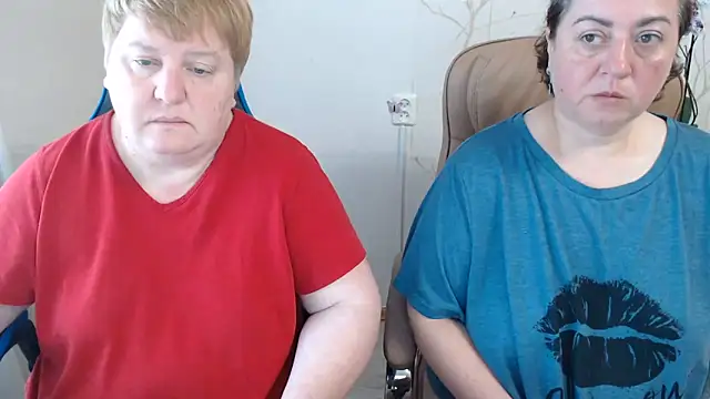 Snapshot of Lindy-Jeanie chatting on June 7, 2026, 6:51 am Lindy-Jeanie online show from June 7, 2026, 6:51 am