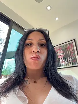 Snapshot of FerrariFrench chatting on February 25, 2026, 10:20 pm FerrariFrench online show from February 25, 2026, 10:20 pm