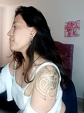 violeta scott online show from June 26, 2026, 3:51 pm
