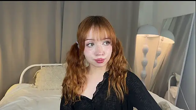 JuicySweetBliss online show from April 25, 2026, 8:06 pm