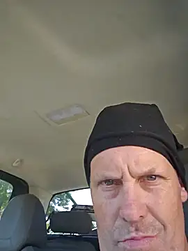 strokingjoe14585 online show from April 22, 2026, 8:48 pm