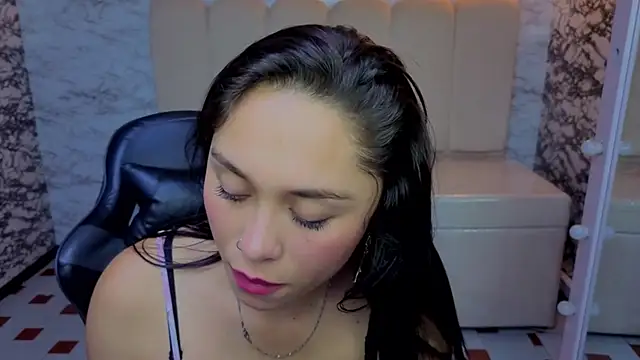 Angel Rose v online show from April 18, 2026, 3:42 am