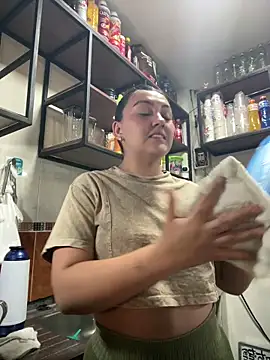 Gabriela Lombardii online show from March 16, 2026, 11:47 am