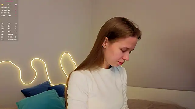 Snapshot of Emma_dream_ chatting on May 2, 2026, 2:17 am Emma dream online show from May 2, 2026, 2:17 am