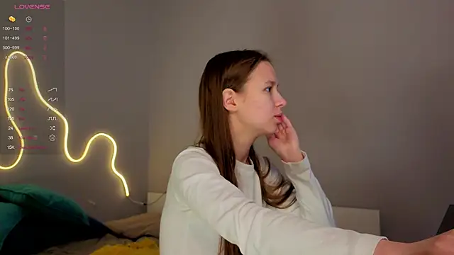 Snapshot of Emma_dream_ chatting on May 25, 2026, 2:00 am Emma dream online show from May 25, 2026, 2:00 am