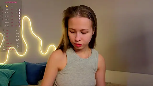 Snapshot of Emma_dream_ chatting on June 24, 2026, 1:37 am Emma dream online show from June 24, 2026, 1:37 am