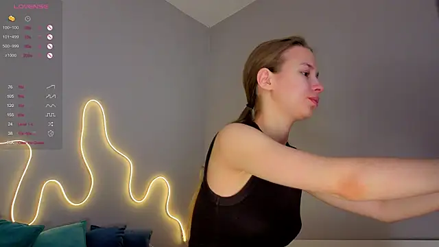 Snapshot of Emma_dream_ chatting on July 2, 2026, 1:39 am Emma dream online show from July 2, 2026, 1:39 am