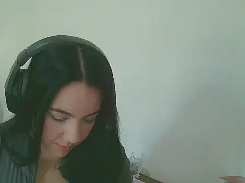 Snapshot of AnabeleNogueira chatting on May 28, 2026, 5:19 pm AnabeleNogueira online show from May 28, 2026, 5:19 pm