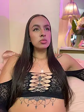 AliciaRoux online show from July 28, 2026, 7:39 pm